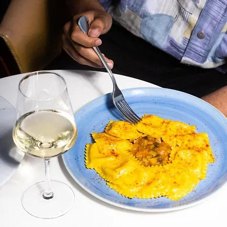 Hotel River Fronte Mare Con Piscina