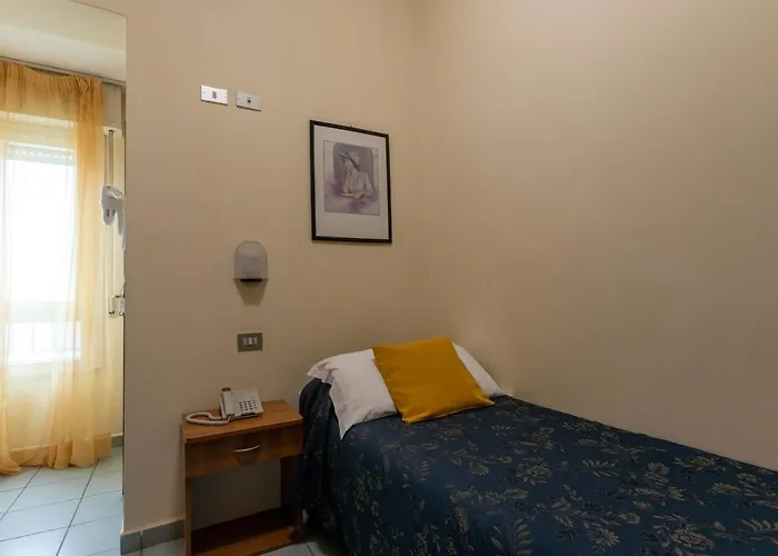 Hotel River Fronte Mare Con Piscina Rimini