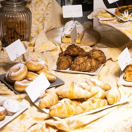 River Fronte Mare Con Piscina Szálloda Rimini