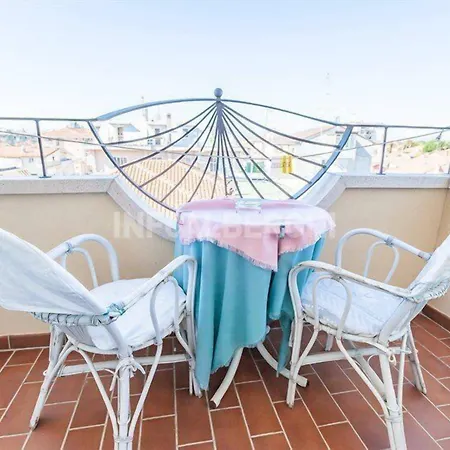 Hotel River Fronte Mare Con Piscina 3*