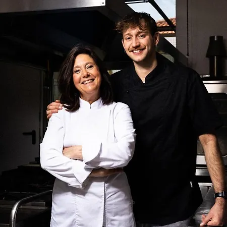 River Fronte Mare Con Piscina 酒店 3*