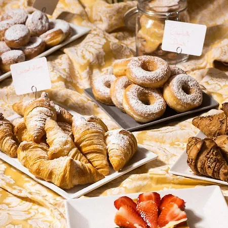 Hotel River Fronte Mare Con Piscina Rimini